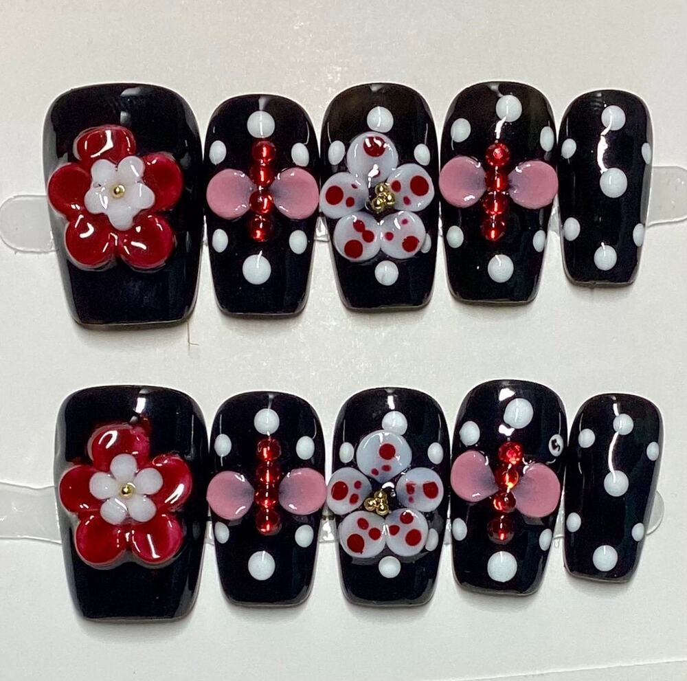 Black Red White 3d Flower Gem Dragonfly Polka Dot Square Press-On Nails Sz S M L
